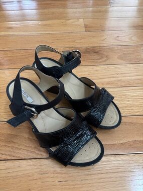 Geox Black Leather Open-Toe Ankle-Strap Sandals